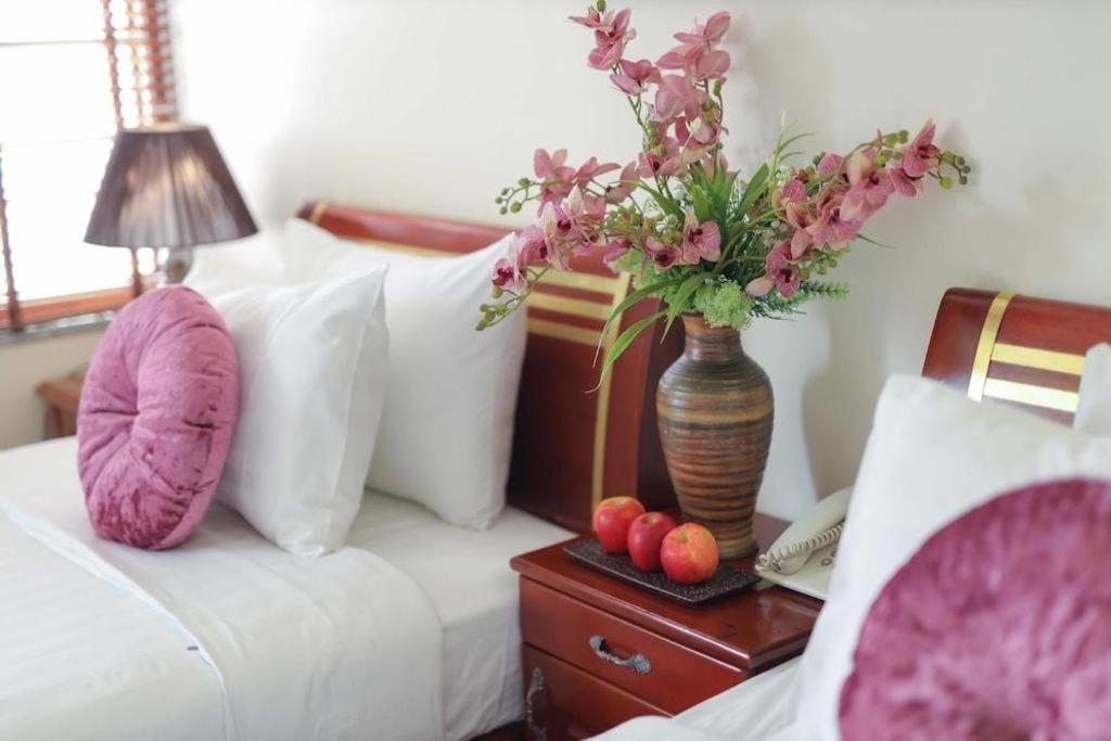 Viet Village Hotel Hanoi Kültér fotó